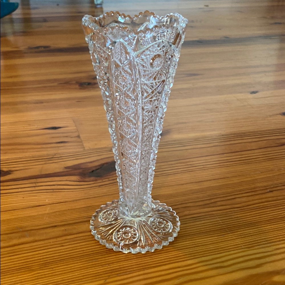 Elegant Crystal Vase
